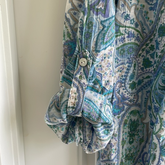 Zac & Rachel Women’s Paisley Top - Picture 2 of 9